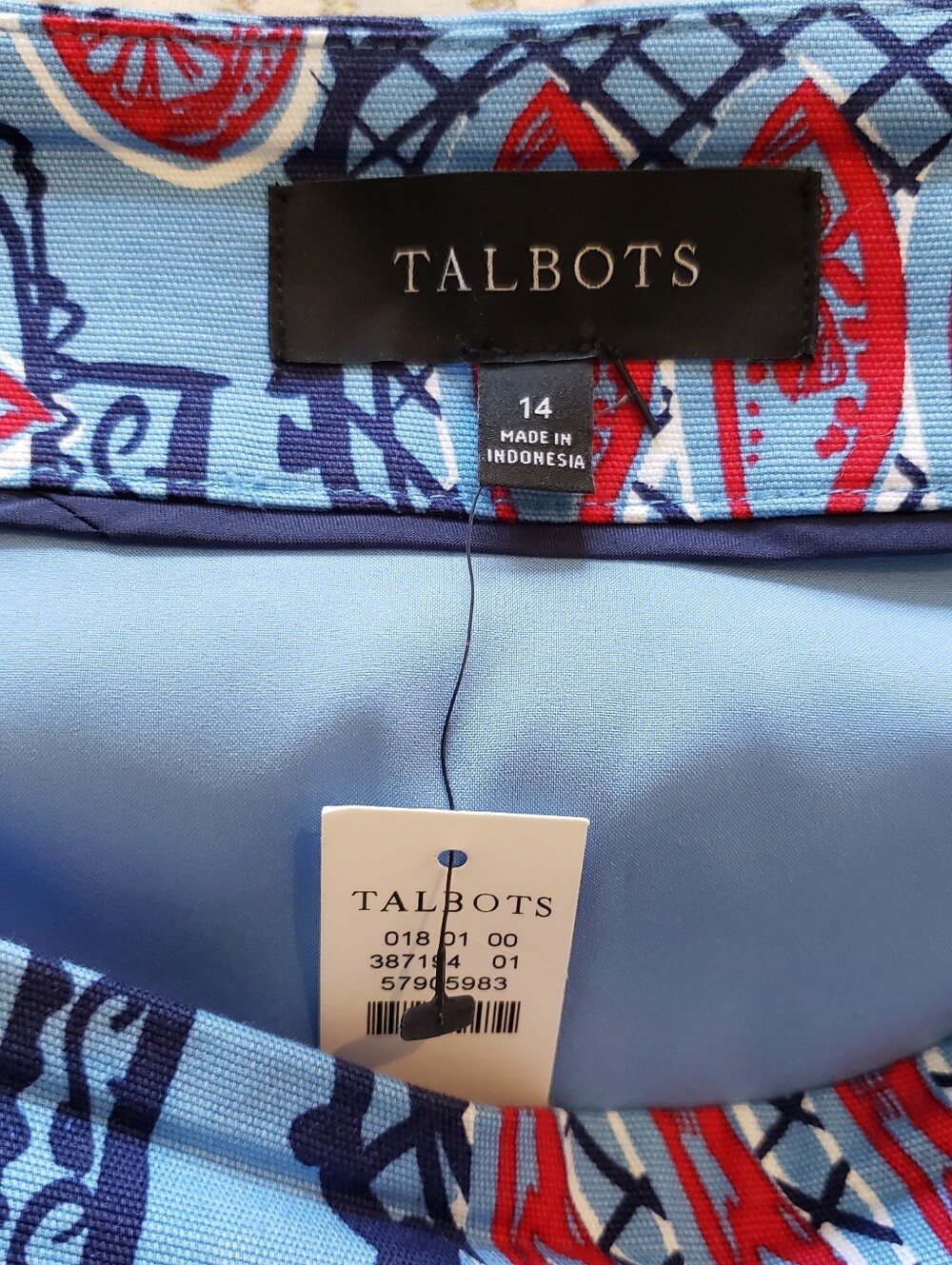 Talbots Red and Light Blue Fish Print Skirt - Picture 3 of 3
